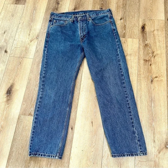 Levi's 505 Men's Regular Straight Medium Denim Wash Jeans Size 36W x 30L GUC - Picture 2 of 8